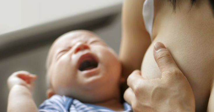 Baby cries after feeding breastfeeding