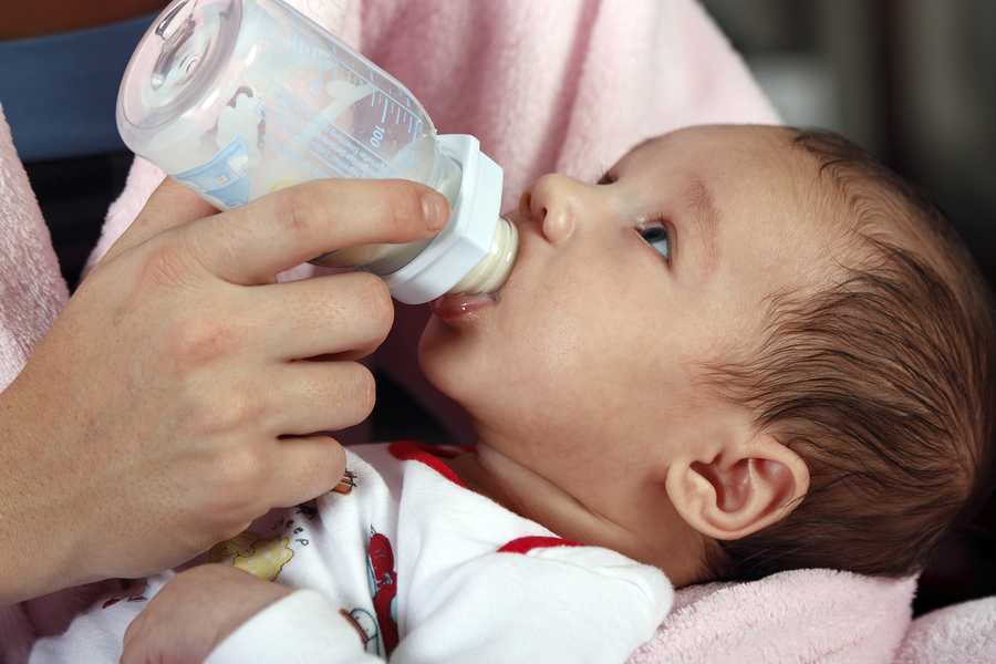 What age do babies stop bottle feeding