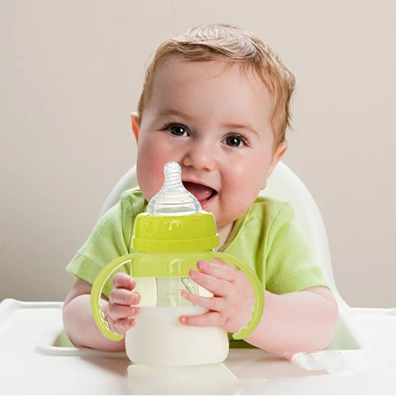 Fussy baby while feeding bottle