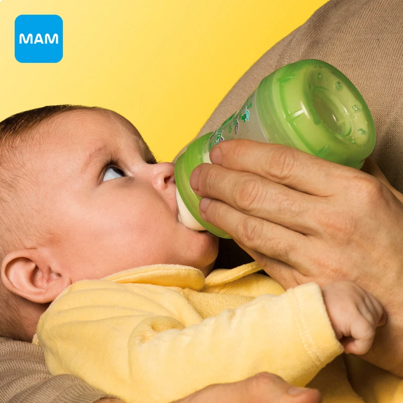 Self feeding bottles for babies