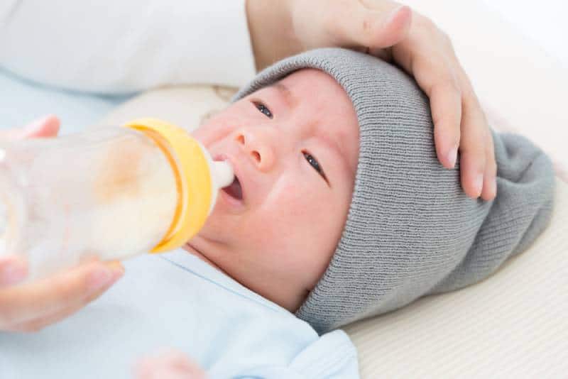 Bottle feeding tongue tied babies