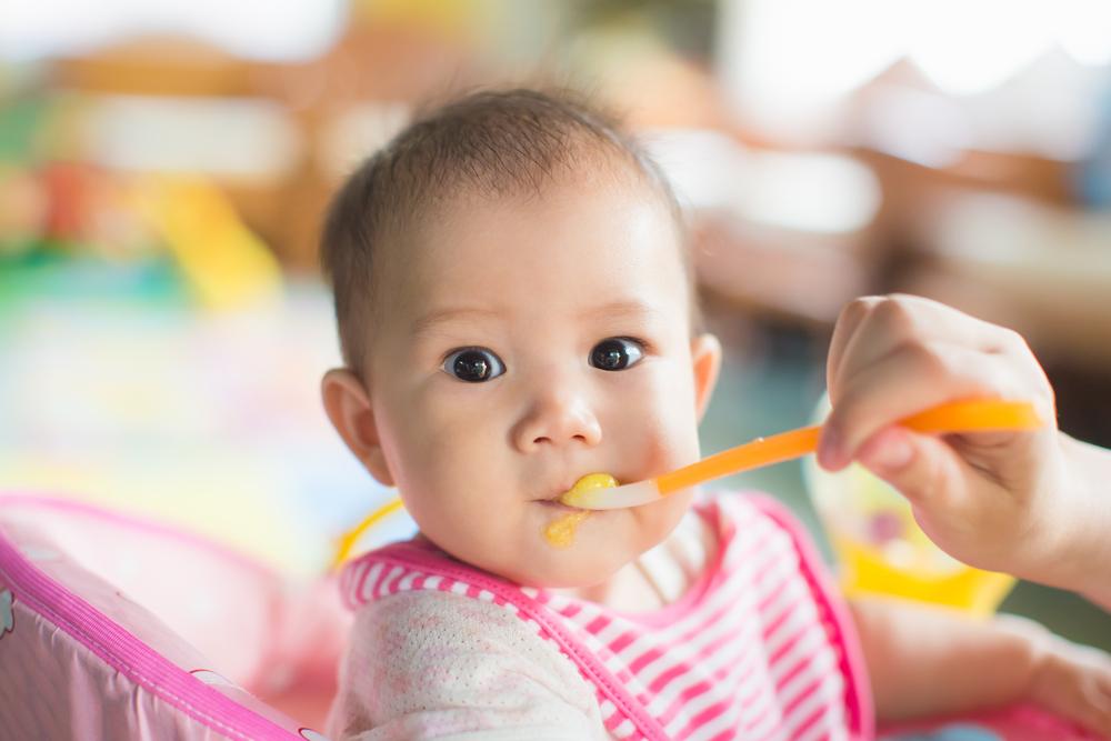 Feeding baby foods