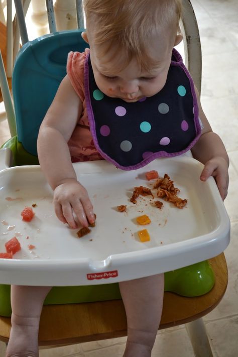 Giving baby finger foods