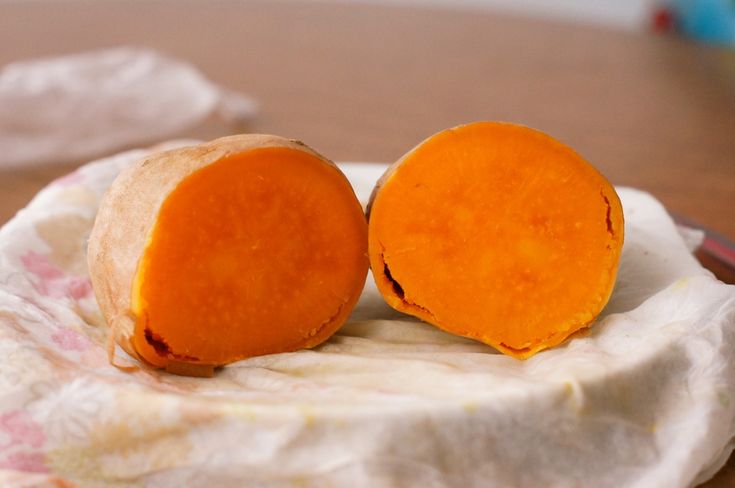 Lets make sweet potatoes using the Nutribullet Baby Steam and Blend system  and how to set it up 