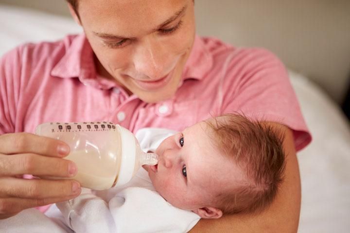 Why does my baby cry when feeding with bottle