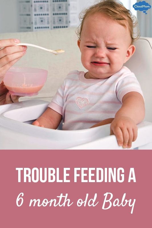 Feeding baby solids before bed