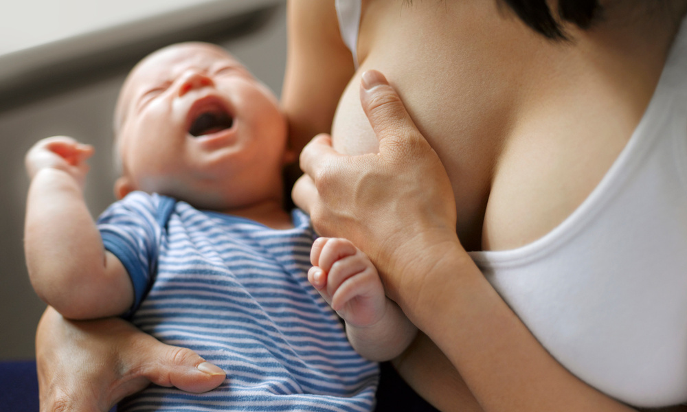 Thyroid mother can feed milk to baby