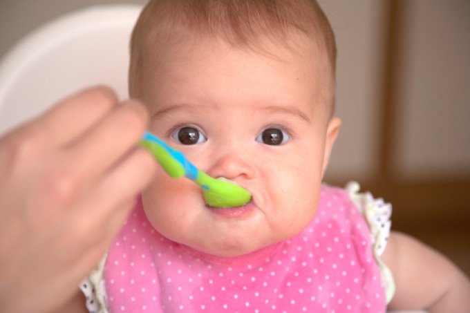 Feeding your baby at 4 months